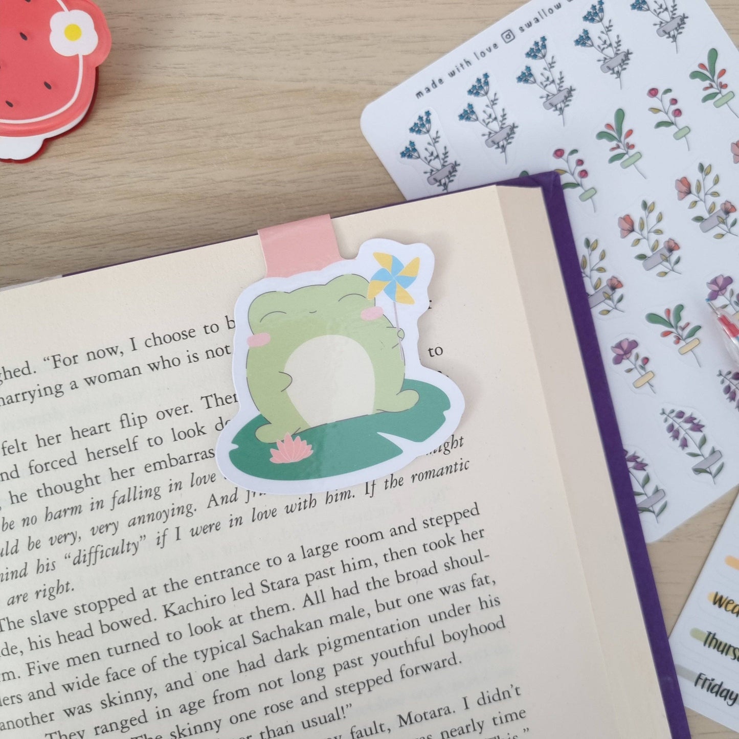 Magnetic Bookmark - Kawaii Happy Froggy